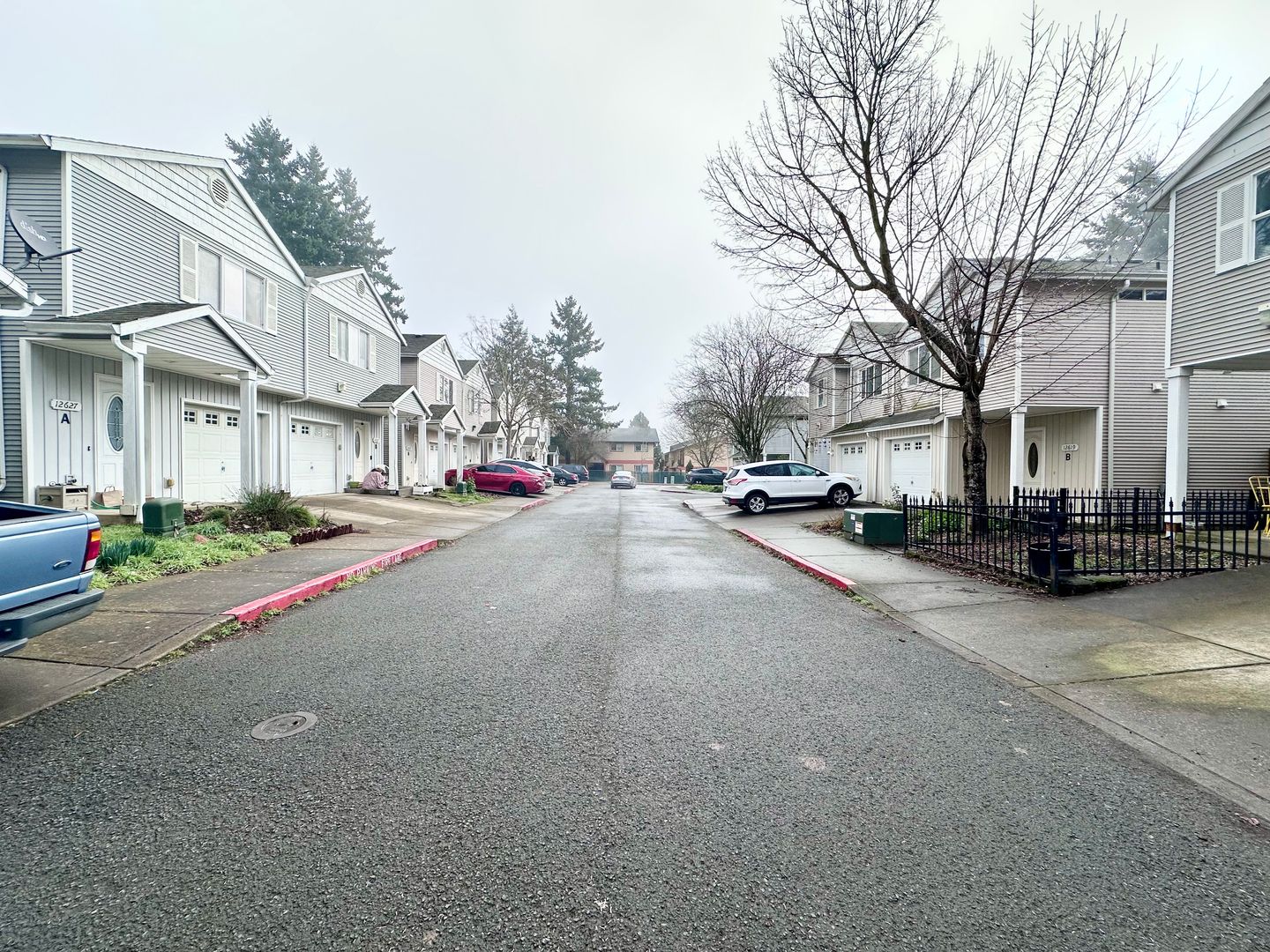 12623 SE Division St. #B - Portland - Oregon - 3 bed, 2.5 bath rental property