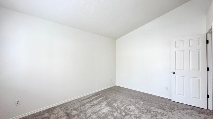 12623 SE Division St. #B - Portland - Oregon - 3 bed, 2.5 bath rental property