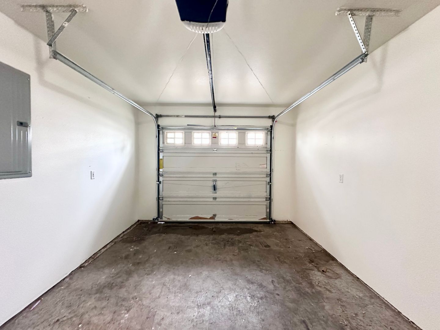 12623 SE Division St. #B - Portland - Oregon - 3 bed, 2.5 bath rental property