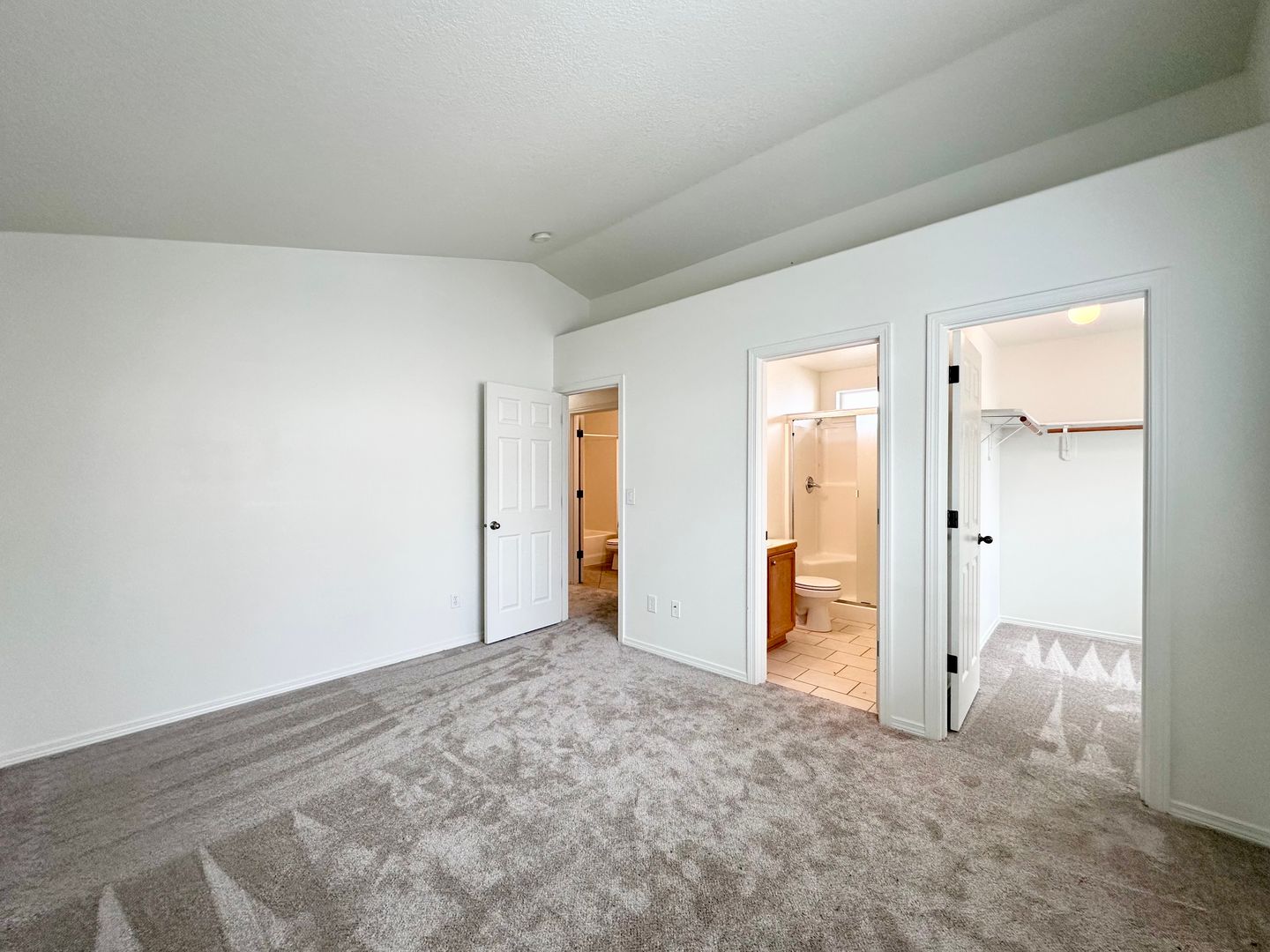 12623 SE Division St. #B - Portland - Oregon - 3 bed, 2.5 bath rental property