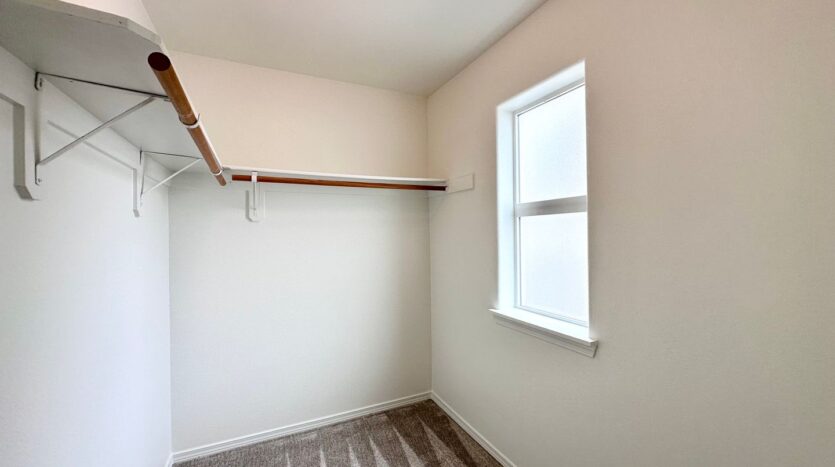12623 SE Division St. #B - Portland - Oregon - 3 bed, 2.5 bath rental property