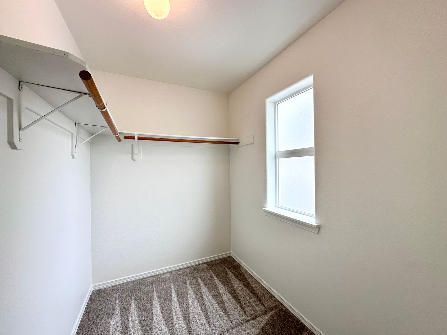12623 SE Division St. #B - Portland - Oregon - 3 bed, 2.5 bath rental property