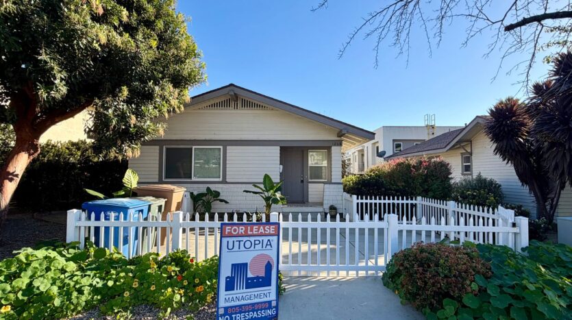 1268 E. Santa Clara St - Ventura - California - 2 bed, 1 bath rental property