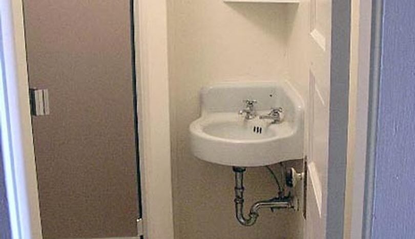 1304 Bay Street #4 - Bellingham - Washington - 1 bath rental property