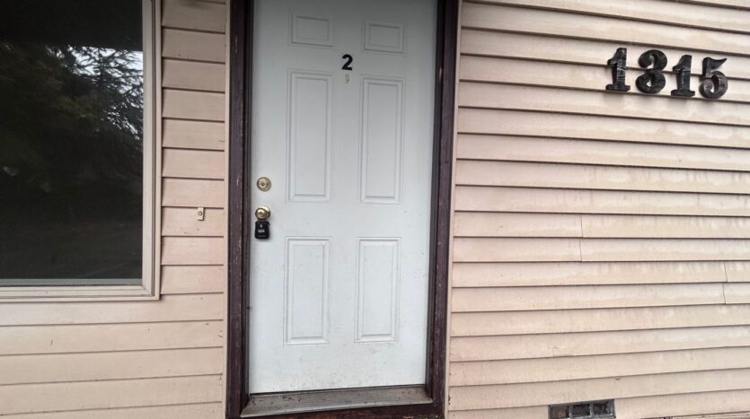 1315 21st St. - # 2 - Bellingham - Washington - 2 bed, 1 bath rental property