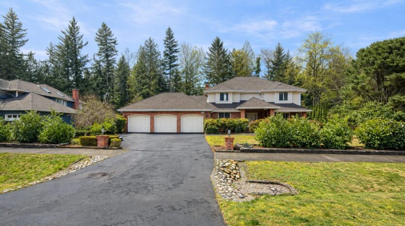1330 La Forest Dr SE - North Bend - Washington - 4 bed, 3 bath rental property