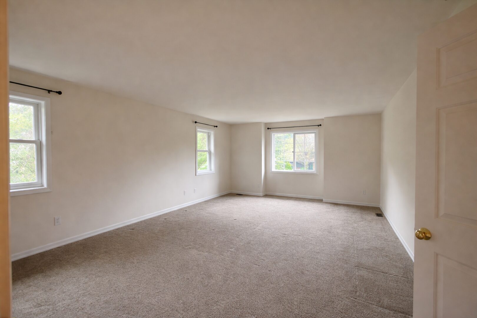 1330 La Forest Dr SE - North Bend - Washington - 4 bed, 3 bath rental property