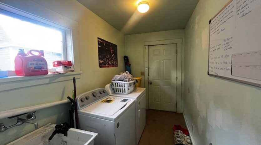 1338 Ellis St. - Bellingham - Washington - 3 bed, 1 bath rental property