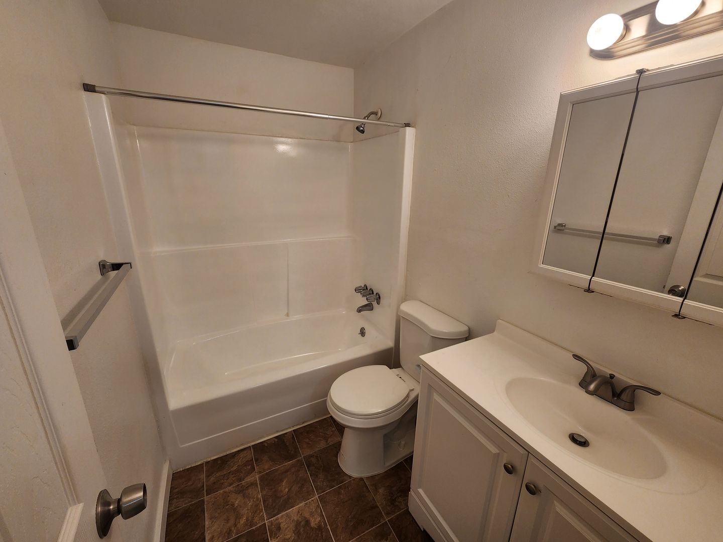 14424 Union Ave SW - Lakewood - Washington - 1 bed, 1 bath rental property
