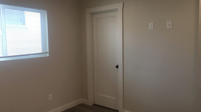 1451-1451 1/2 A & B Hornblend St - San Diego - California - 1 bed, 1 bath rental property