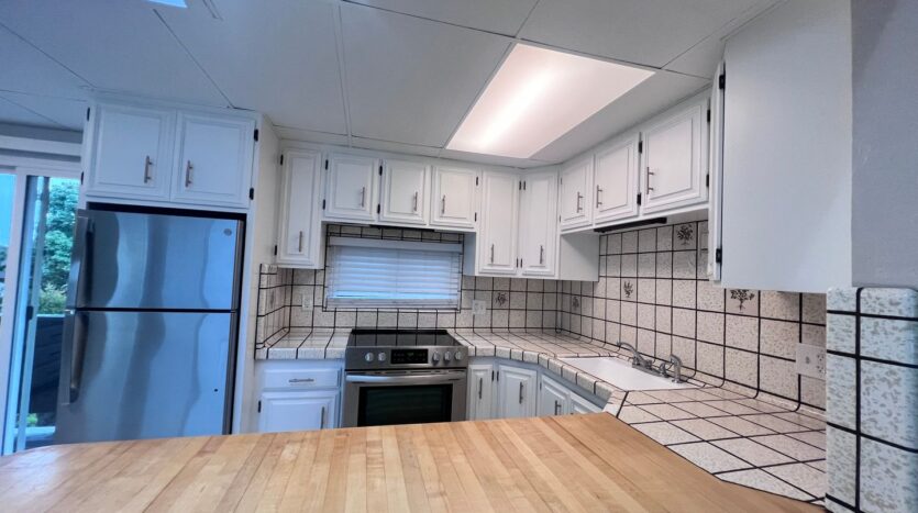 14723 Martell Ave - San Leandro - California - 2 bed, 1 bath rental property