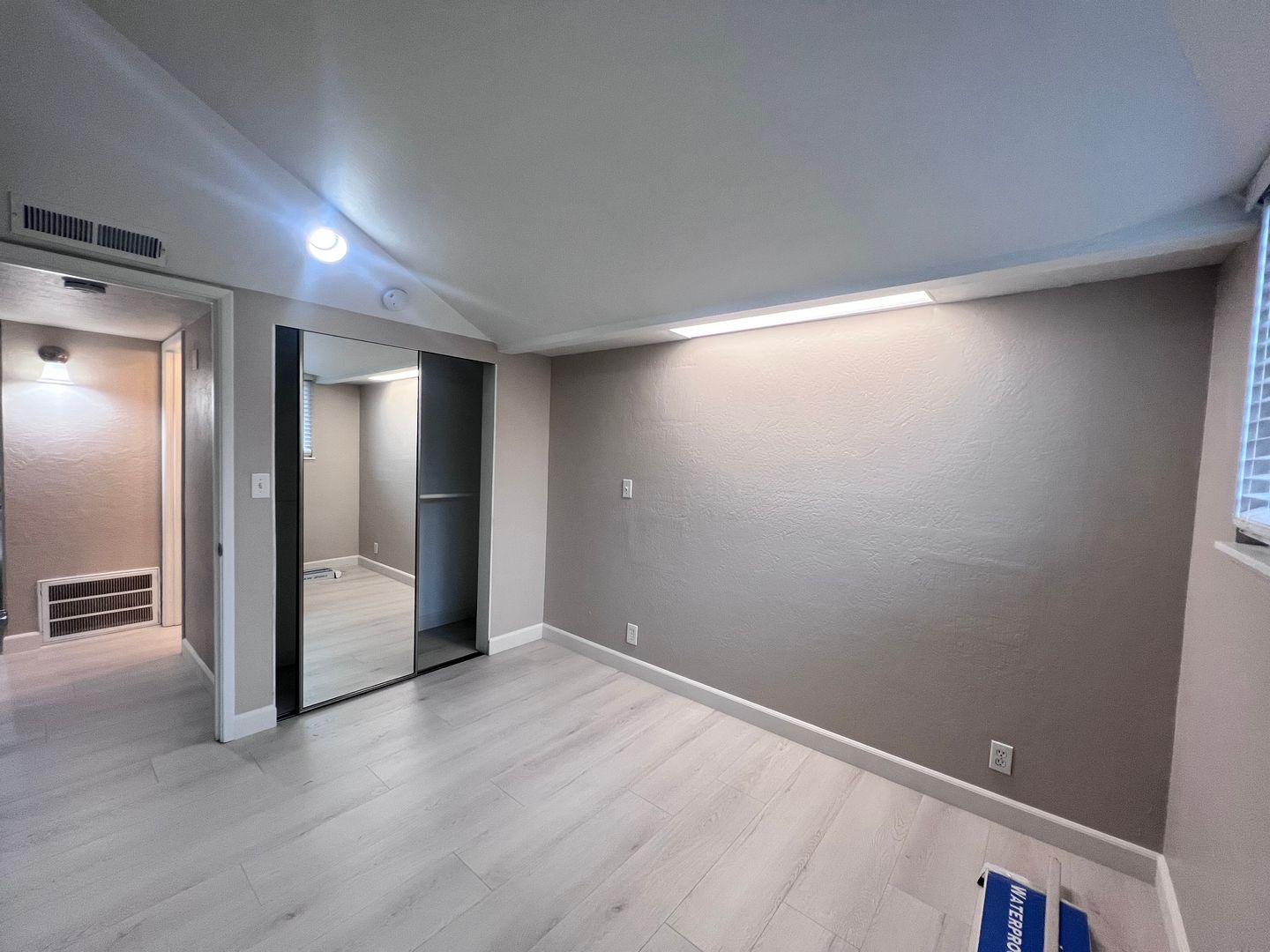 14723 Martell Ave - San Leandro - California - 2 bed, 1 bath rental property