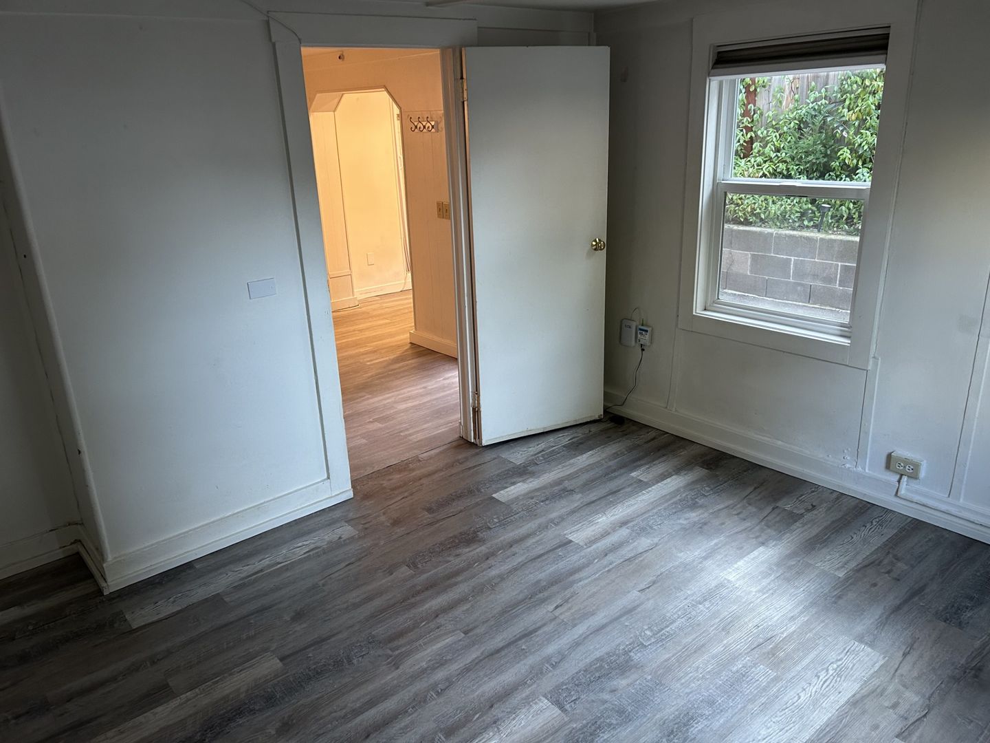 15 7th Street - Unit 5 - Petaluma - California - 1 bed, 1 bath rental property