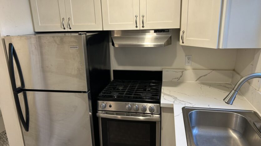 15 7th Street - Unit 5 - Petaluma - California - 1 bed, 1 bath rental property