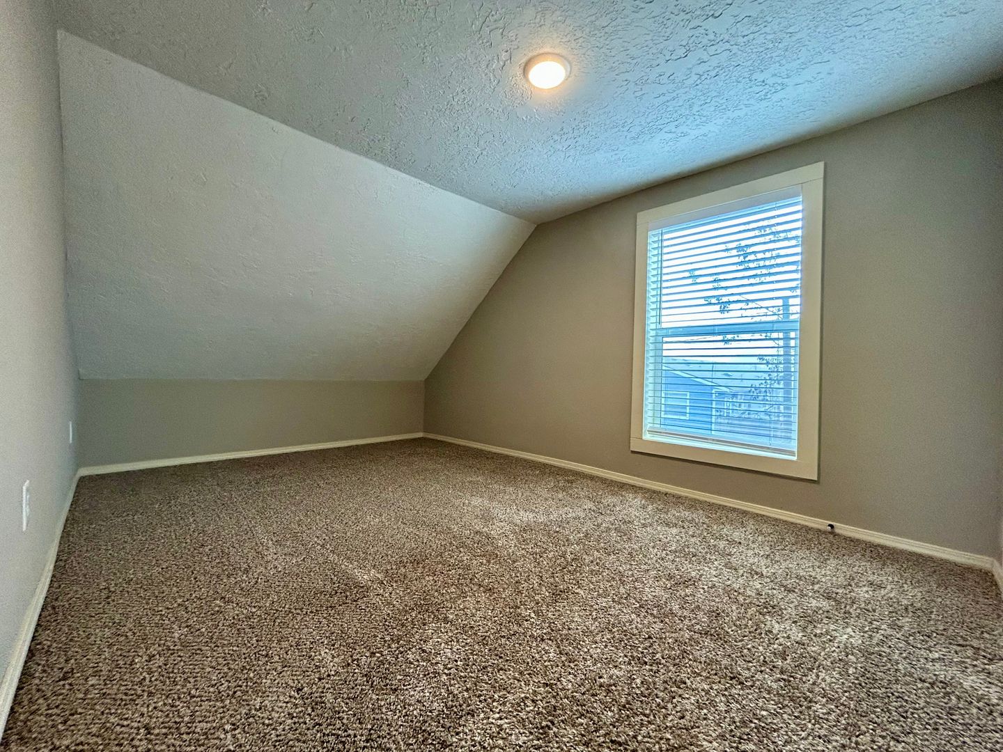 1507 E 29th St - Vancouver - Washington - 3 bed, 1 bath rental property