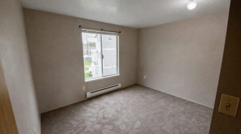 16302 2nd Pl W Unit B - Lynnwood - Washington - 3 bed, 1.5 bath rental property