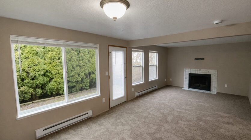 16302 2nd Pl W Unit B - Lynnwood - Washington - 3 bed, 1.5 bath rental property