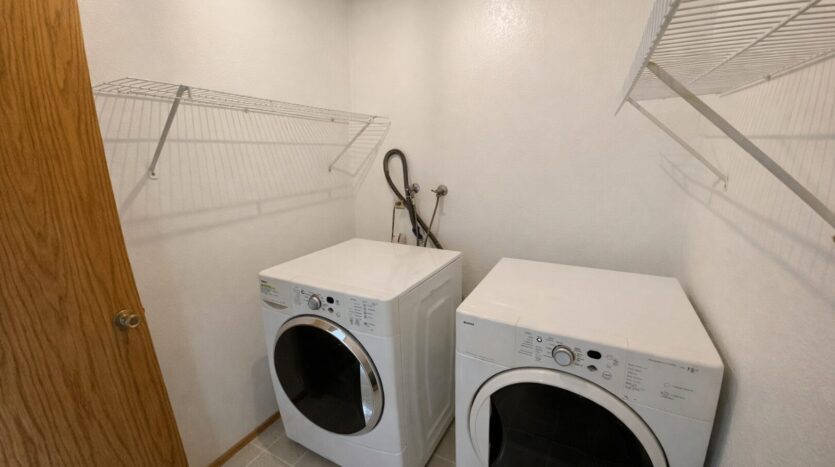 16302 2nd Pl W Unit B - Lynnwood - Washington - 3 bed, 1.5 bath rental property