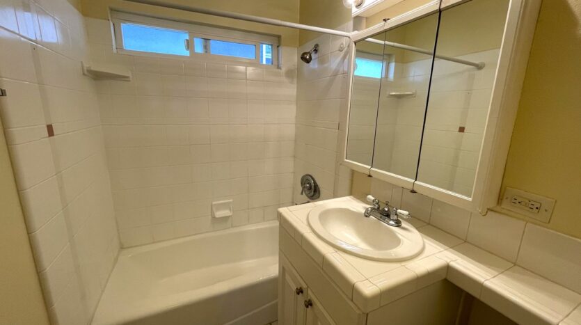 1633-1639 Hornblend St. - San Diego - California - 1 bed, 1 bath rental property