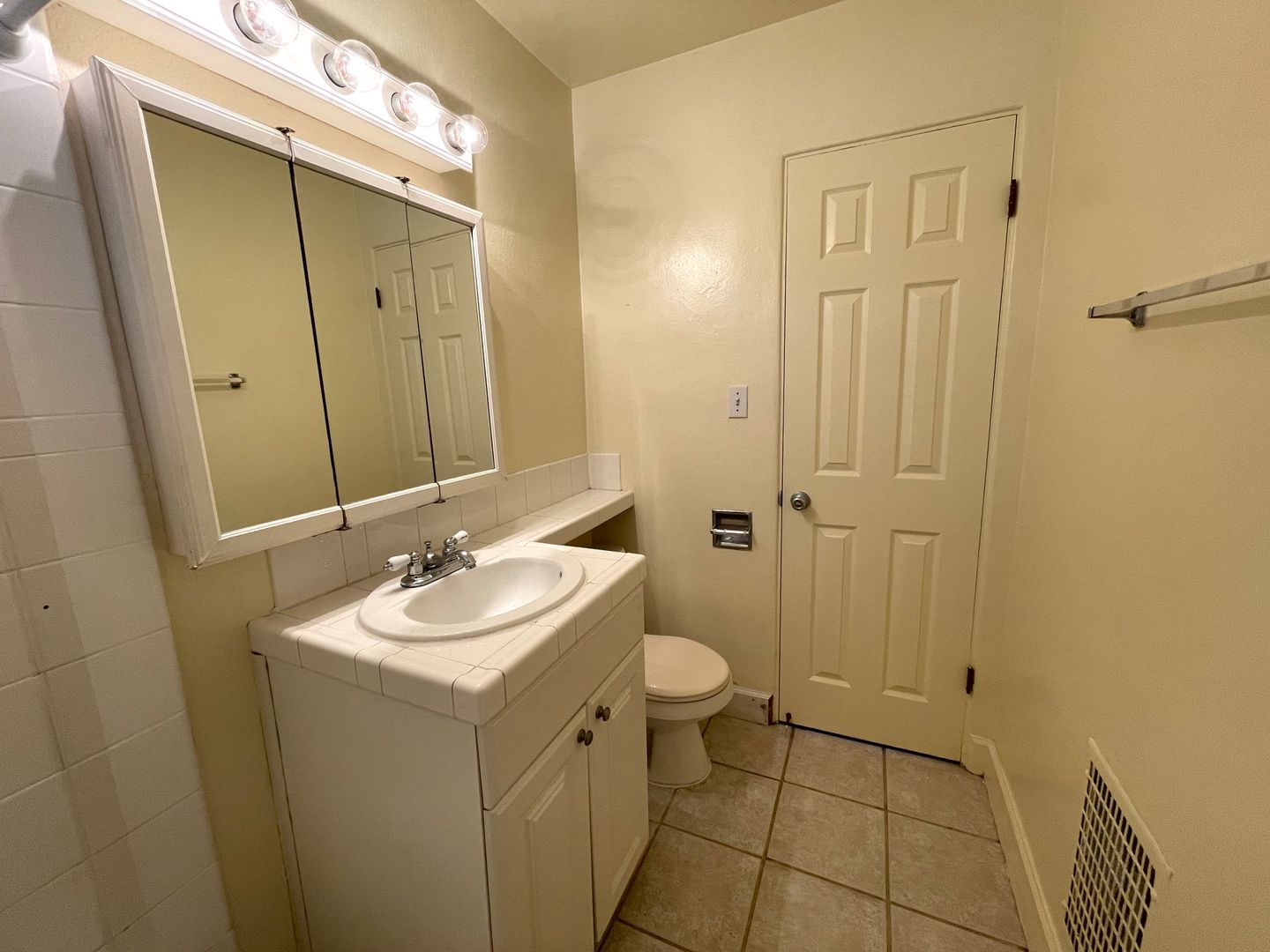 1633-1639 Hornblend St. - San Diego - California - 1 bed, 1 bath rental property