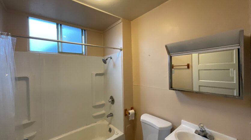 1801 I street - #6 - Bellingham - Washington - 1 bath rental property