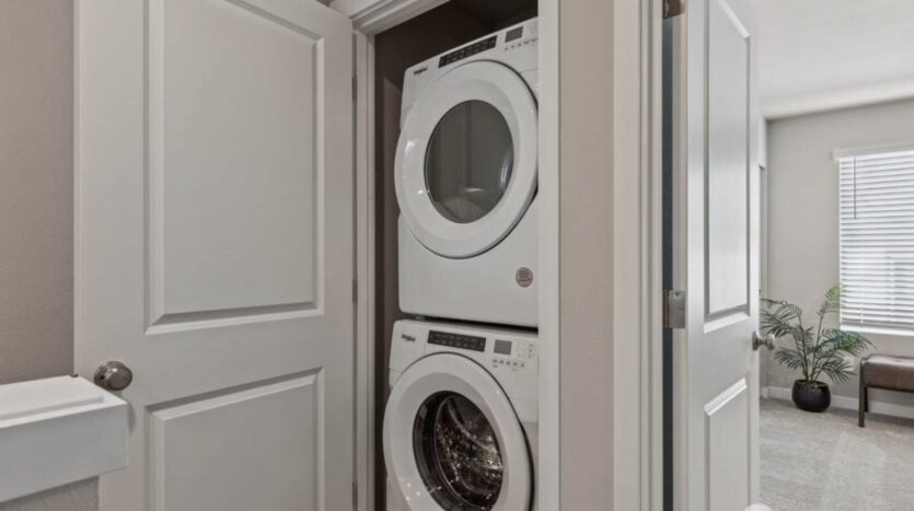 1831 100th St SW Unit A - Everett - Washington - 2 bed, 2.5 bath rental property