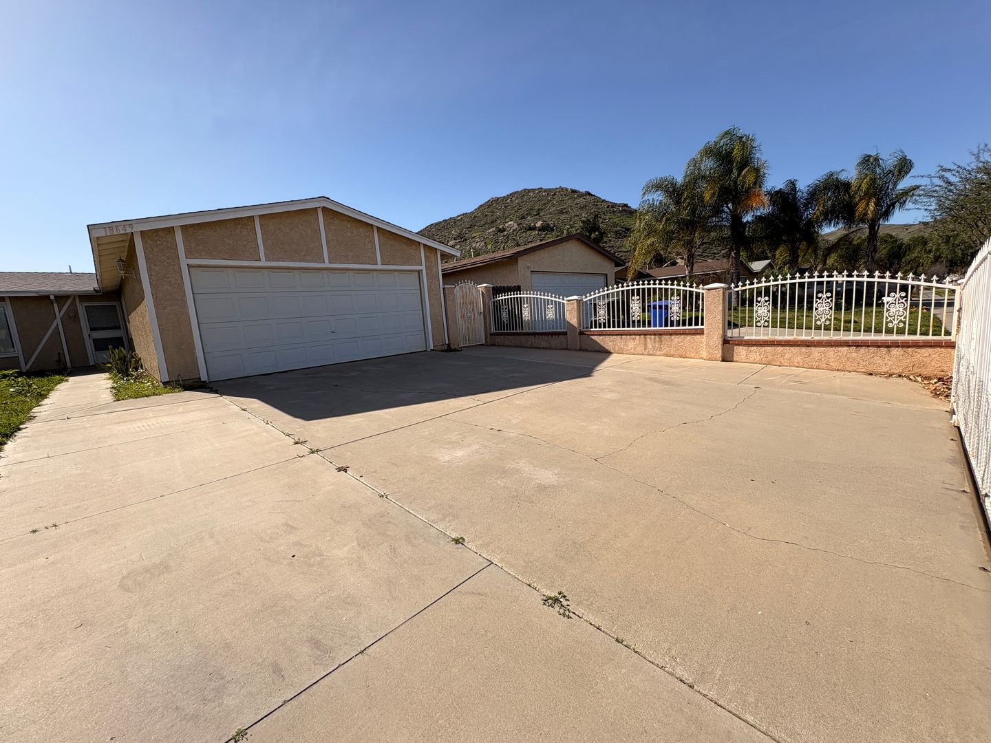 18649 6th St - Bloomington - California - 4 bed, 2 bath rental property