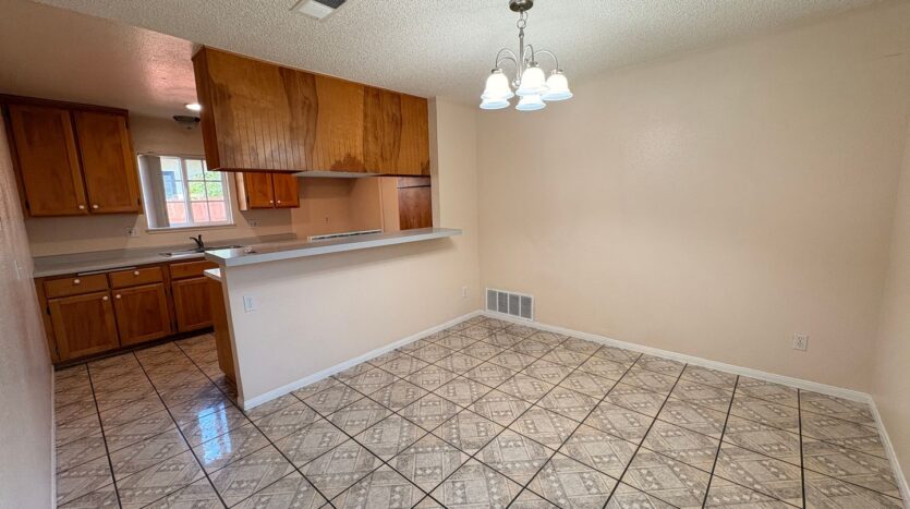 18649 6th St - Bloomington - California - 4 bed, 2 bath rental property