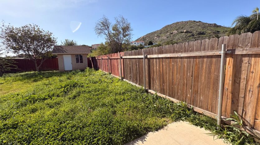 18649 6th St - Bloomington - California - 4 bed, 2 bath rental property