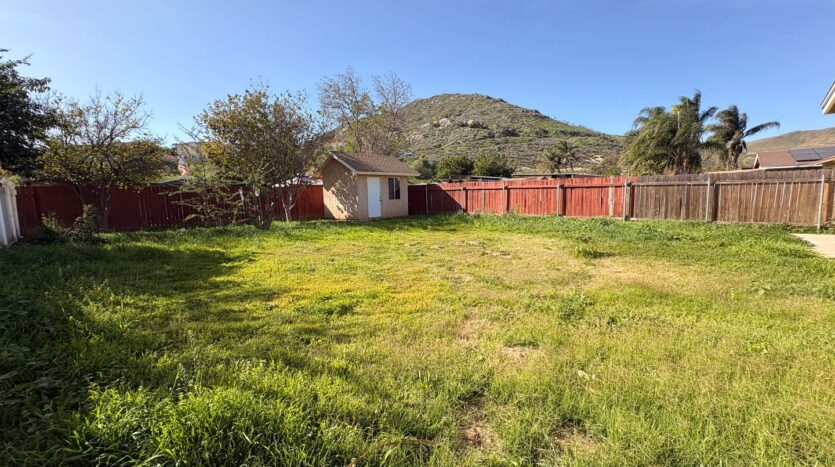 18649 6th St - Bloomington - California - 4 bed, 2 bath rental property