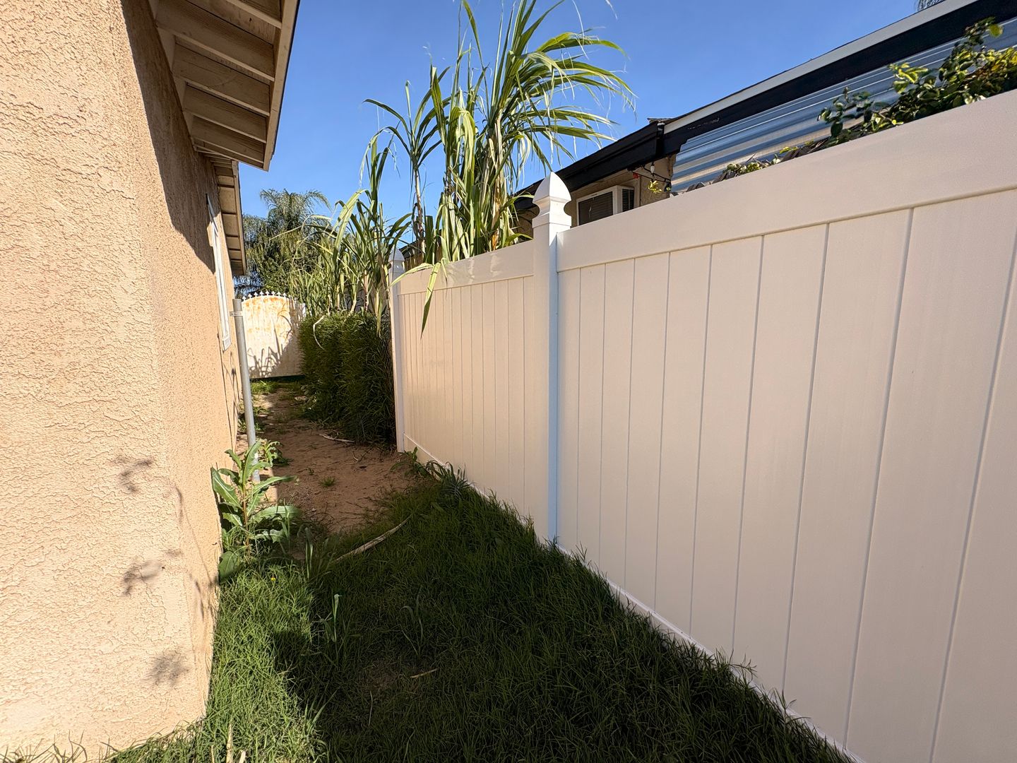 18649 6th St - Bloomington - California - 4 bed, 2 bath rental property