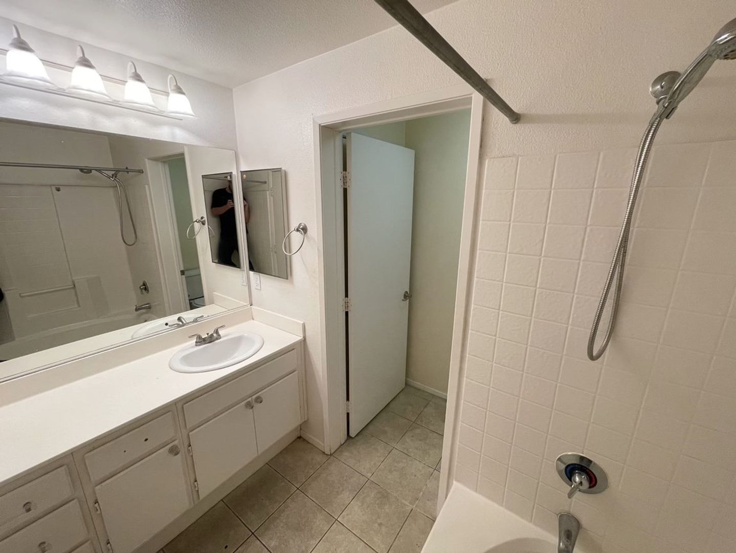 1875 Cannes Pl Unit #324 - Chula Vista - California - 2 bed, 2 bath rental property