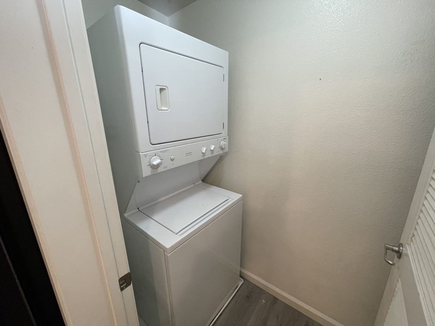 1875 Cannes Pl Unit #324 - Chula Vista - California - 2 bed, 2 bath rental property