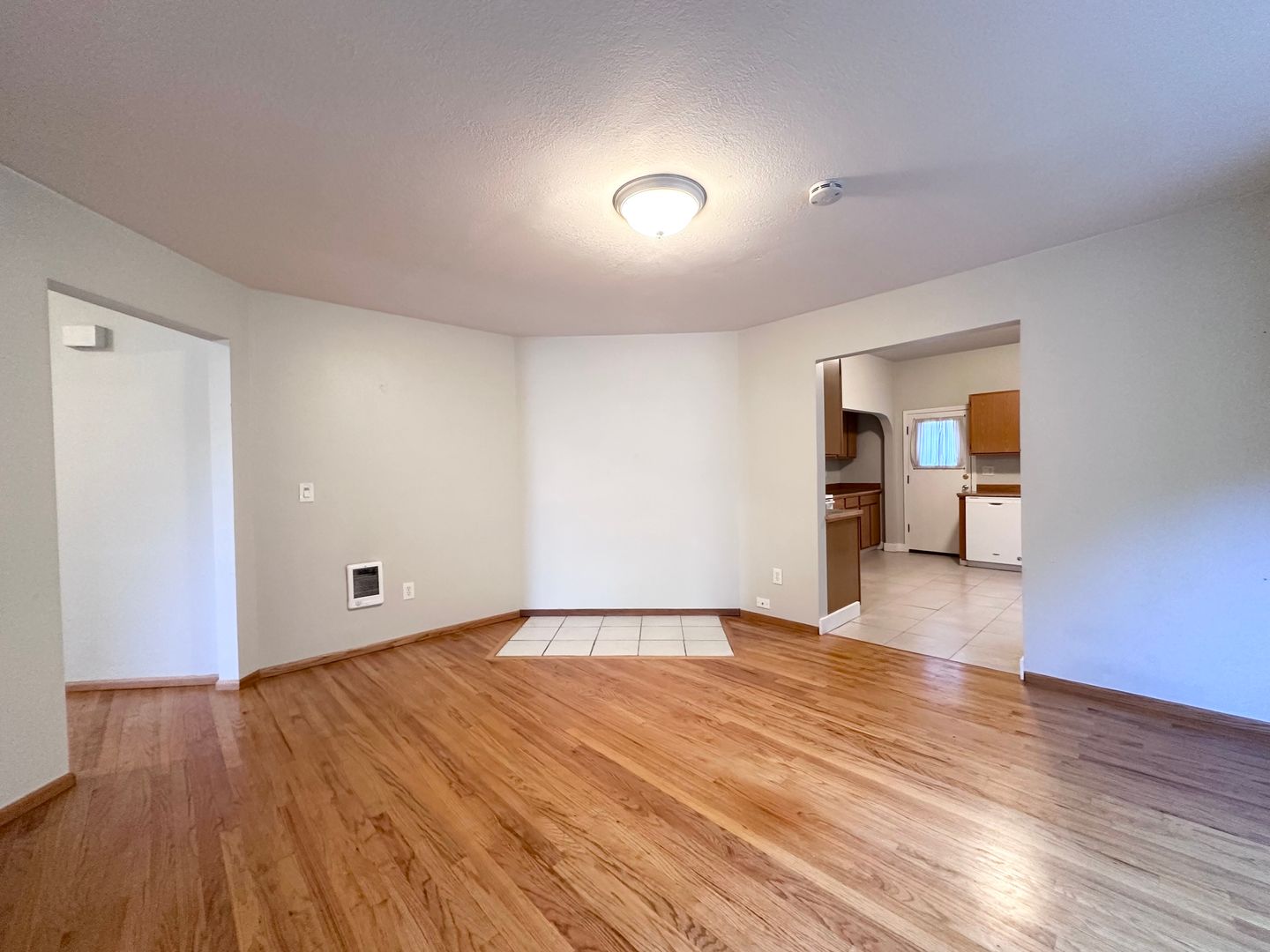 2038 SE Madison Street - Unit 2 - Portland - Oregon - 2 bed, 1 bath rental property
