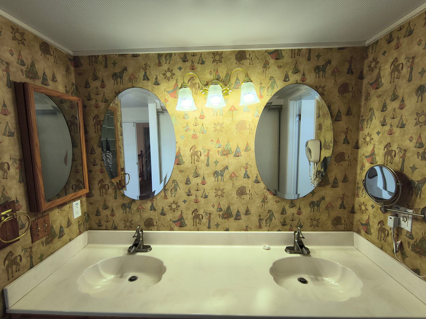 2077 Mesa Verde Dr - Milpitas - California - 4 bed, 3 bath rental property