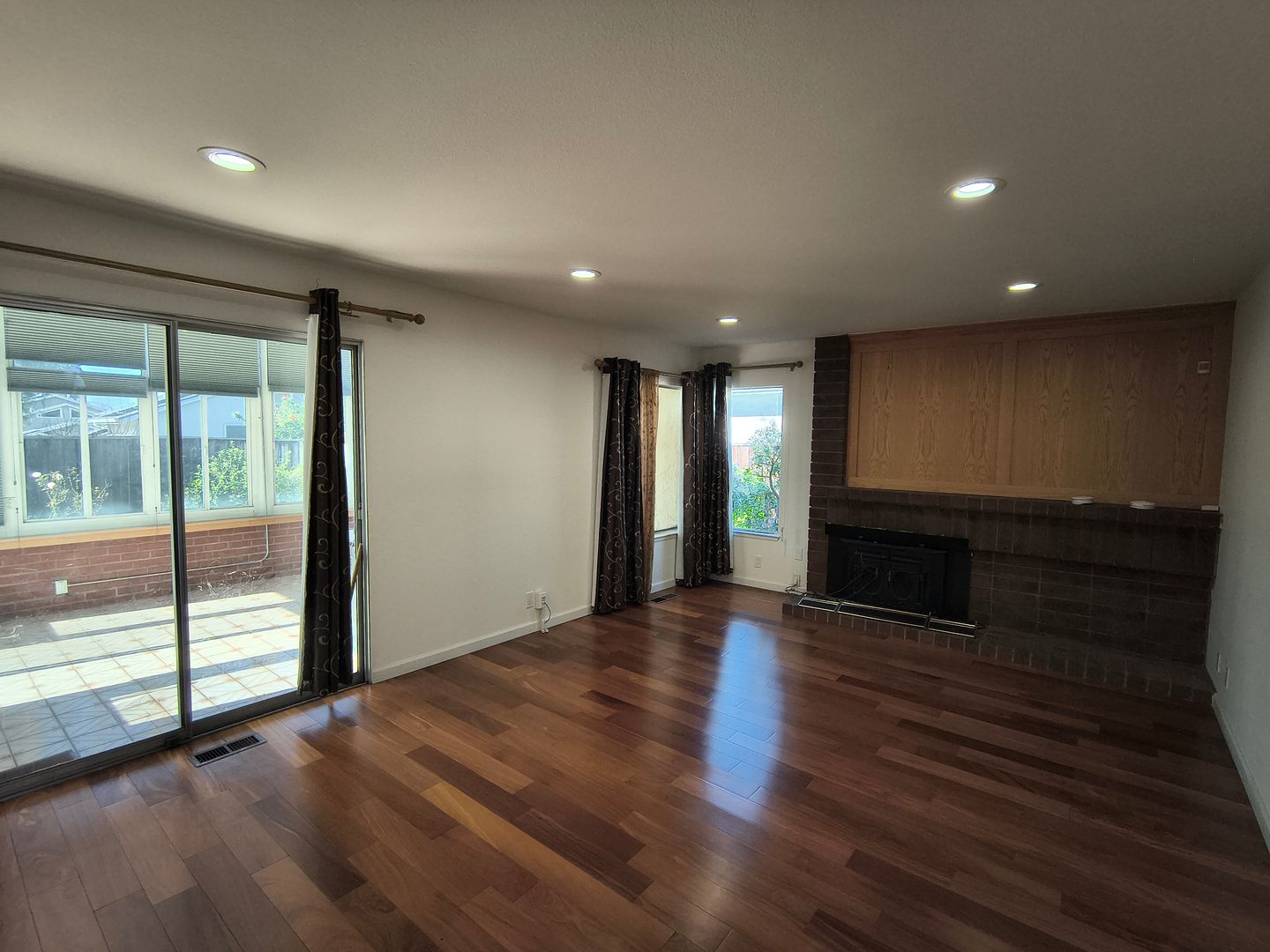 2077 Mesa Verde Dr - Milpitas - California - 4 bed, 3 bath rental property