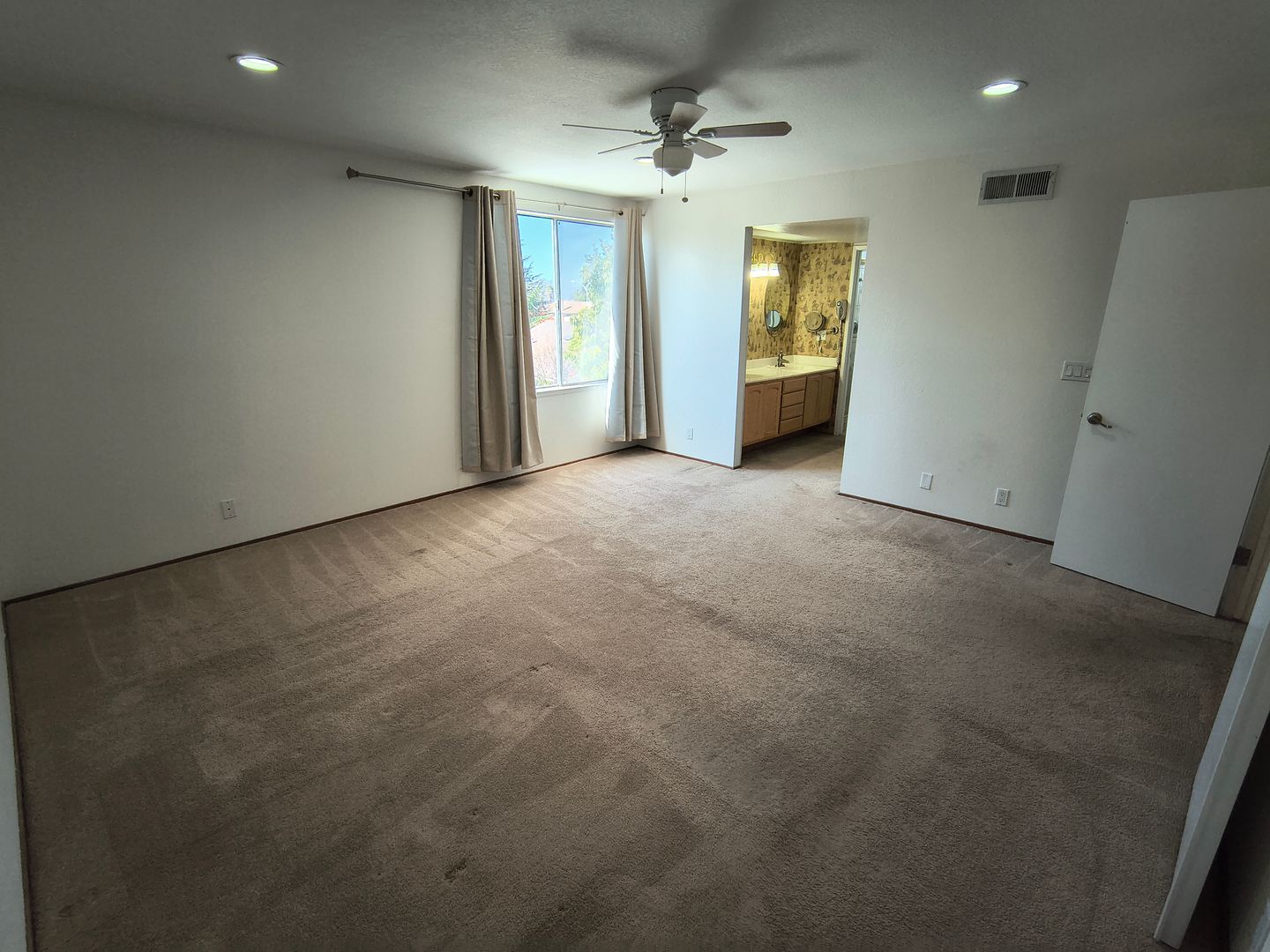 2077 Mesa Verde Dr - Milpitas - California - 4 bed, 3 bath rental property