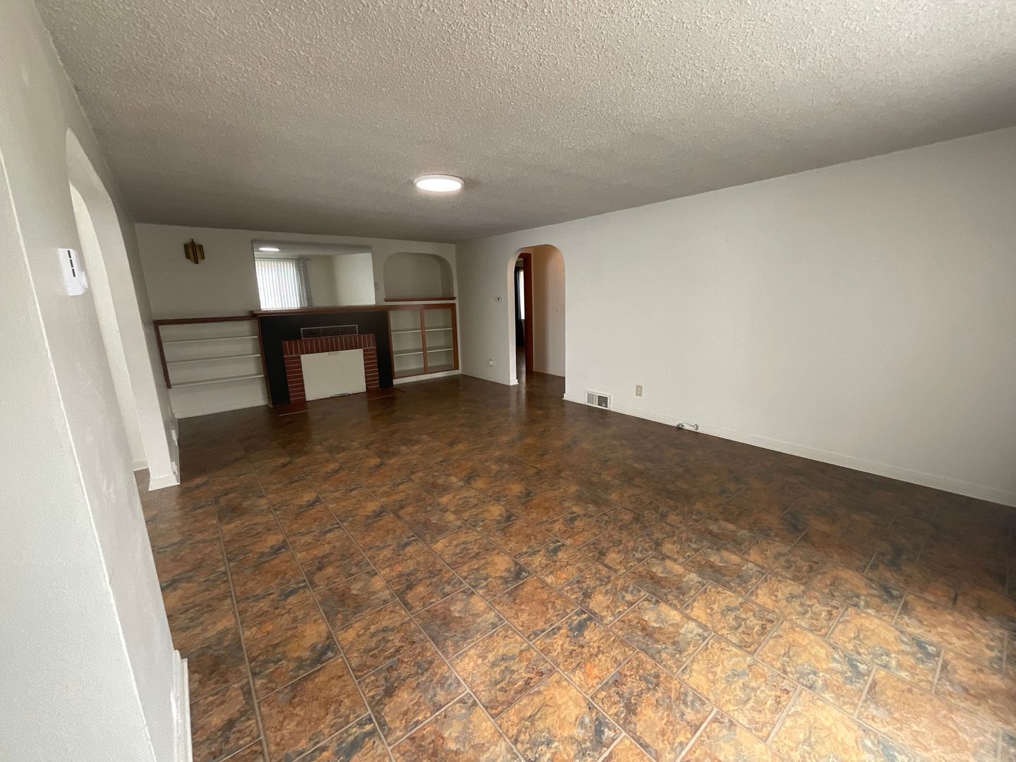 2084 Main St - Ferndale - Washington - 2 bed, 1 bath rental property