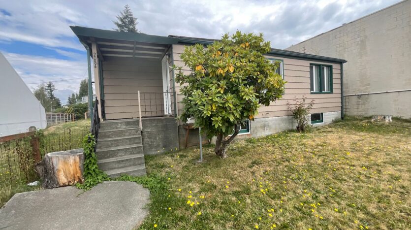 2084 Main St - Ferndale - Washington - 2 bed, 1 bath rental property