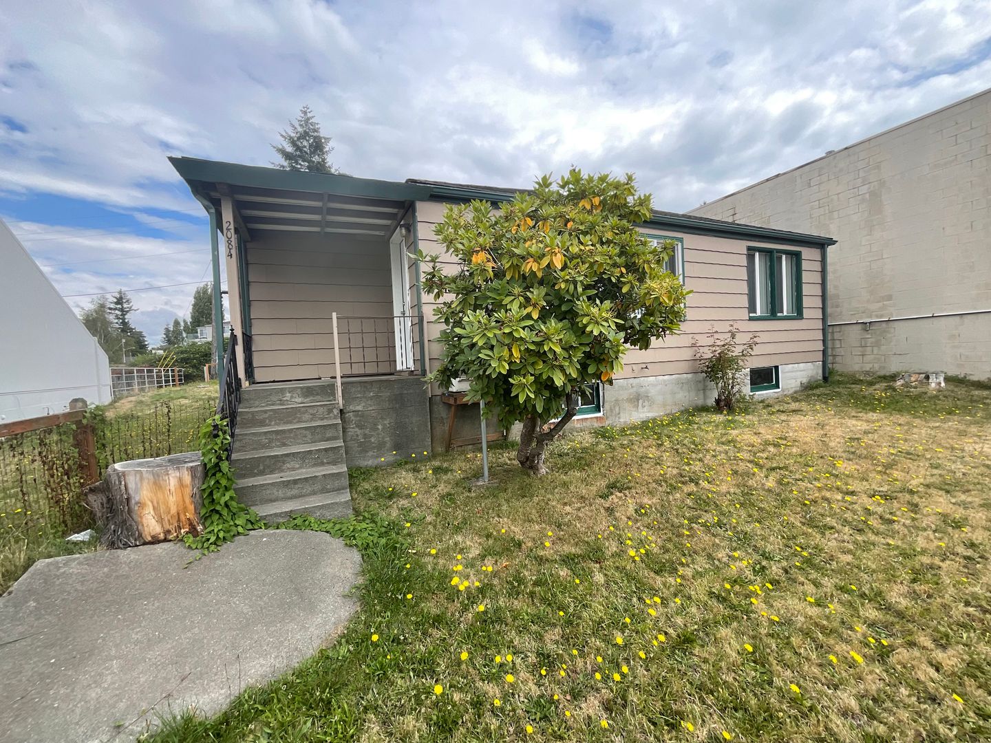 2084 Main St - Ferndale - Washington - 2 bed, 1 bath rental property