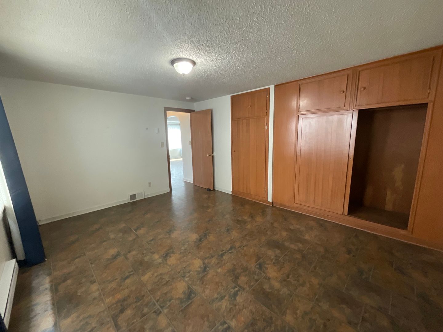 2084 Main St - Ferndale - Washington - 2 bed, 1 bath rental property