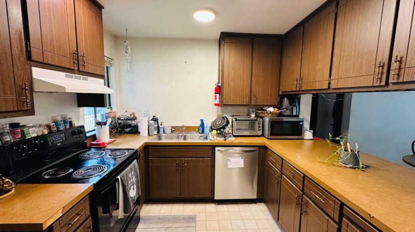 2111 Knox Ave. - 5 - Bellingham - Washington - 3 bed, 1.5 bath rental property