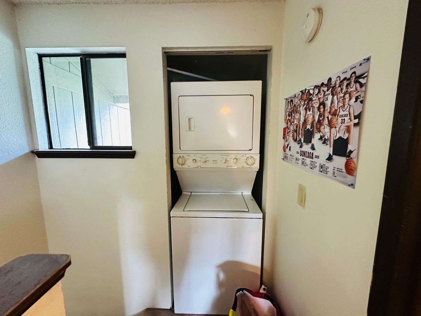 2111 Knox Ave. - 5 - Bellingham - Washington - 3 bed, 1.5 bath rental property