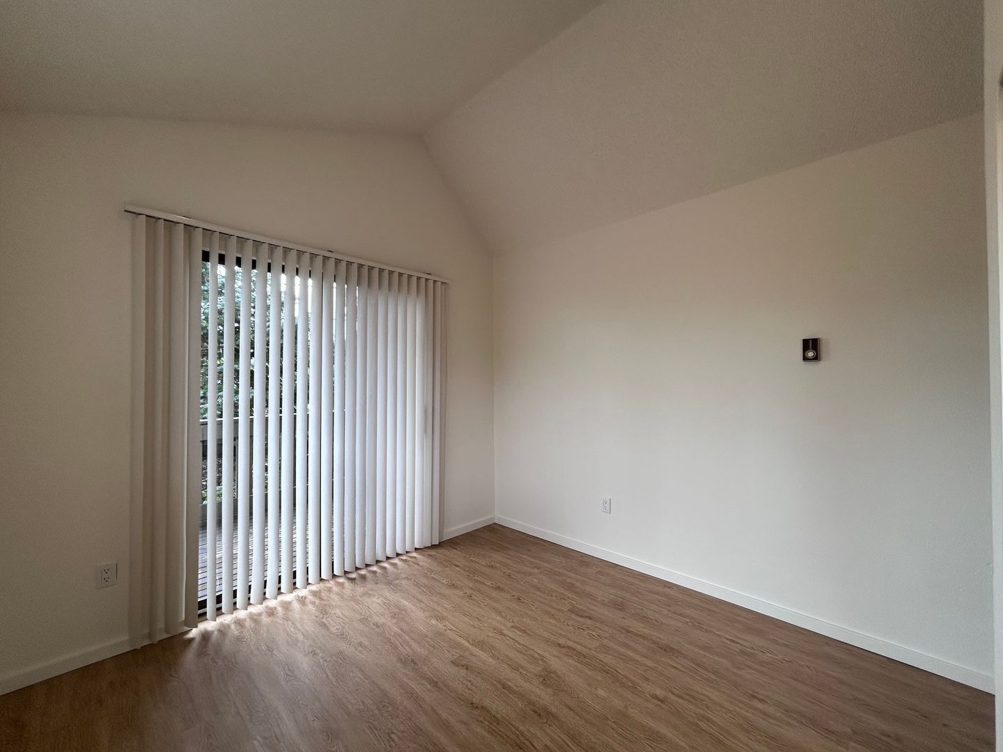 2111 Knox Ave. - 5 - Bellingham - Washington - 3 bed, 1.5 bath rental property