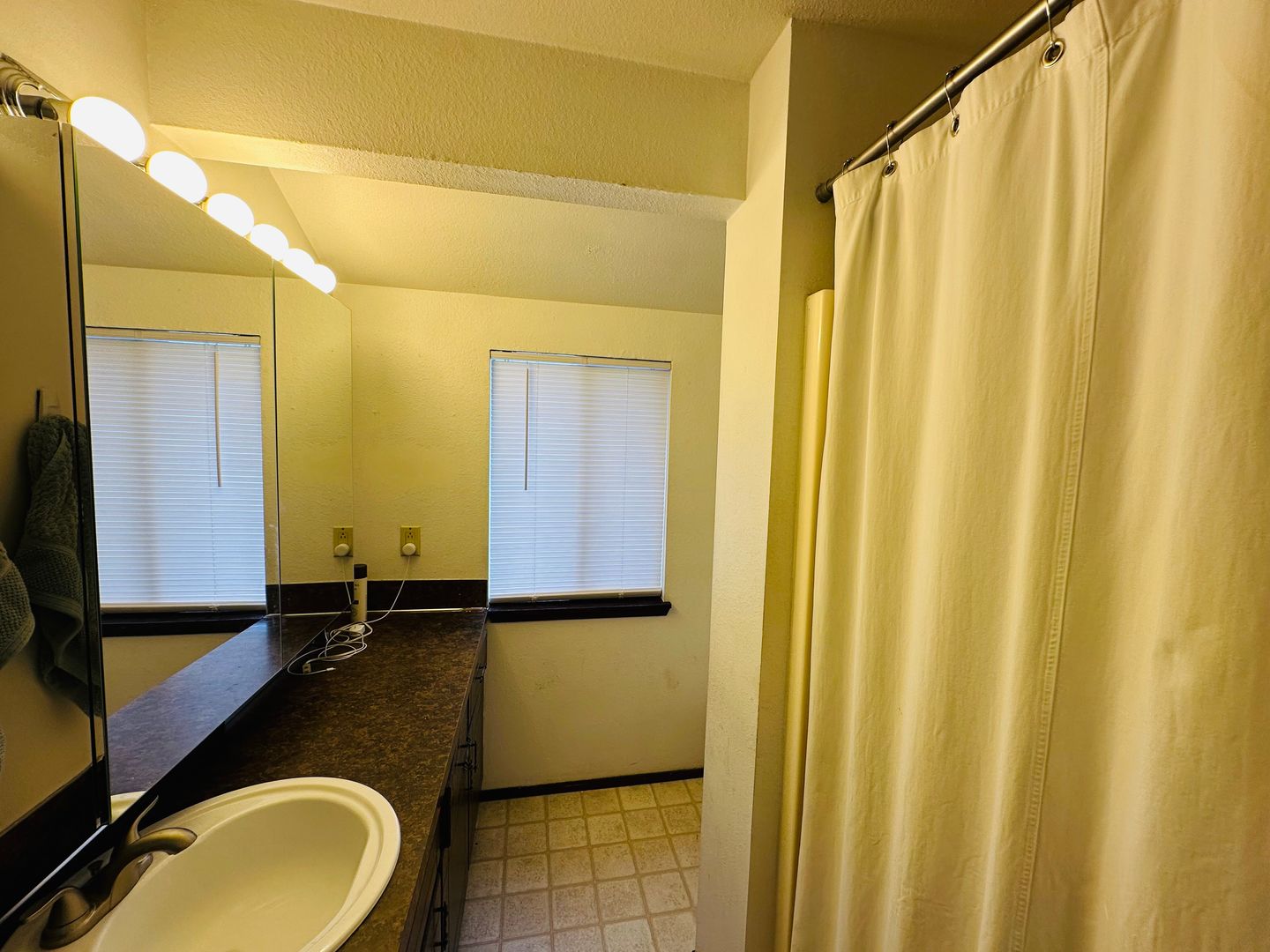 2111 Knox Ave. - 5 - Bellingham - Washington - 3 bed, 1.5 bath rental property