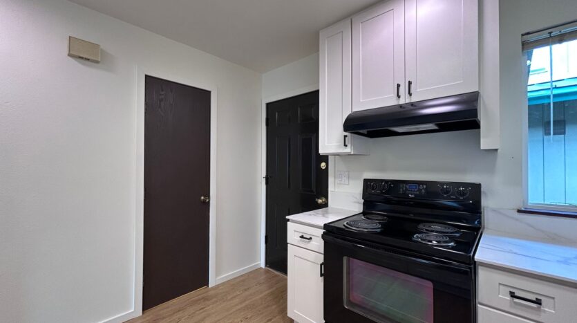 2111 Knox Ave. - 5 - Bellingham - Washington - 3 bed, 1.5 bath rental property