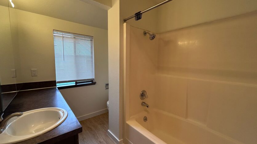 2111 Knox Ave. - 5 - Bellingham - Washington - 3 bed, 1.5 bath rental property
