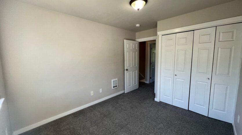 2142 Woburn - Bellingham - Washington - 5 bed, 2 bath rental property