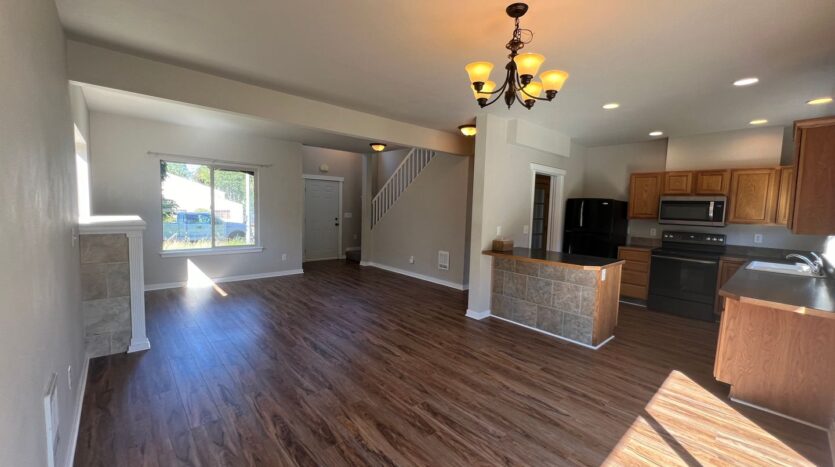 2142 Woburn - Bellingham - Washington - 5 bed, 2 bath rental property