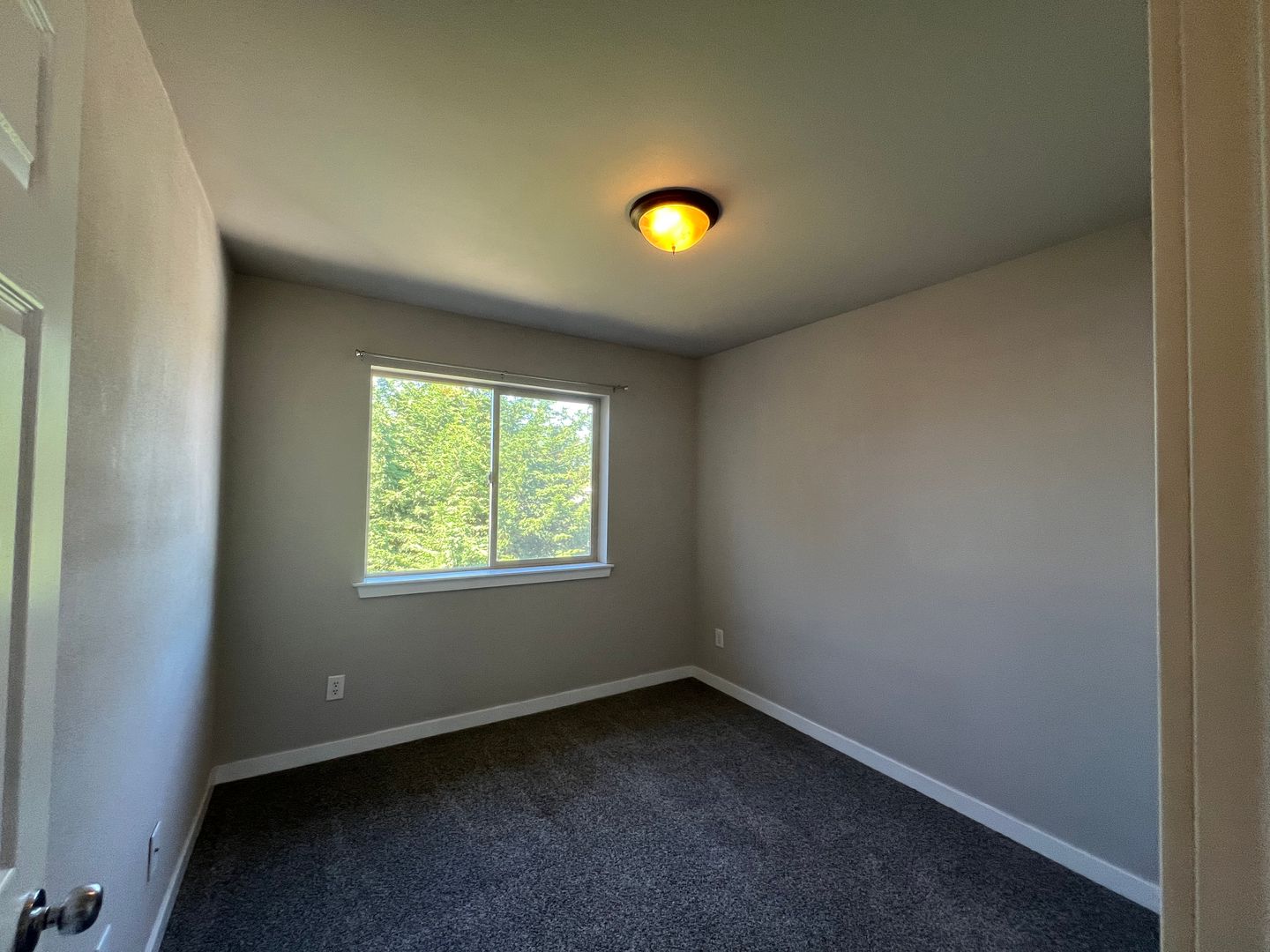 2142 Woburn - Bellingham - Washington - 5 bed, 2 bath rental property